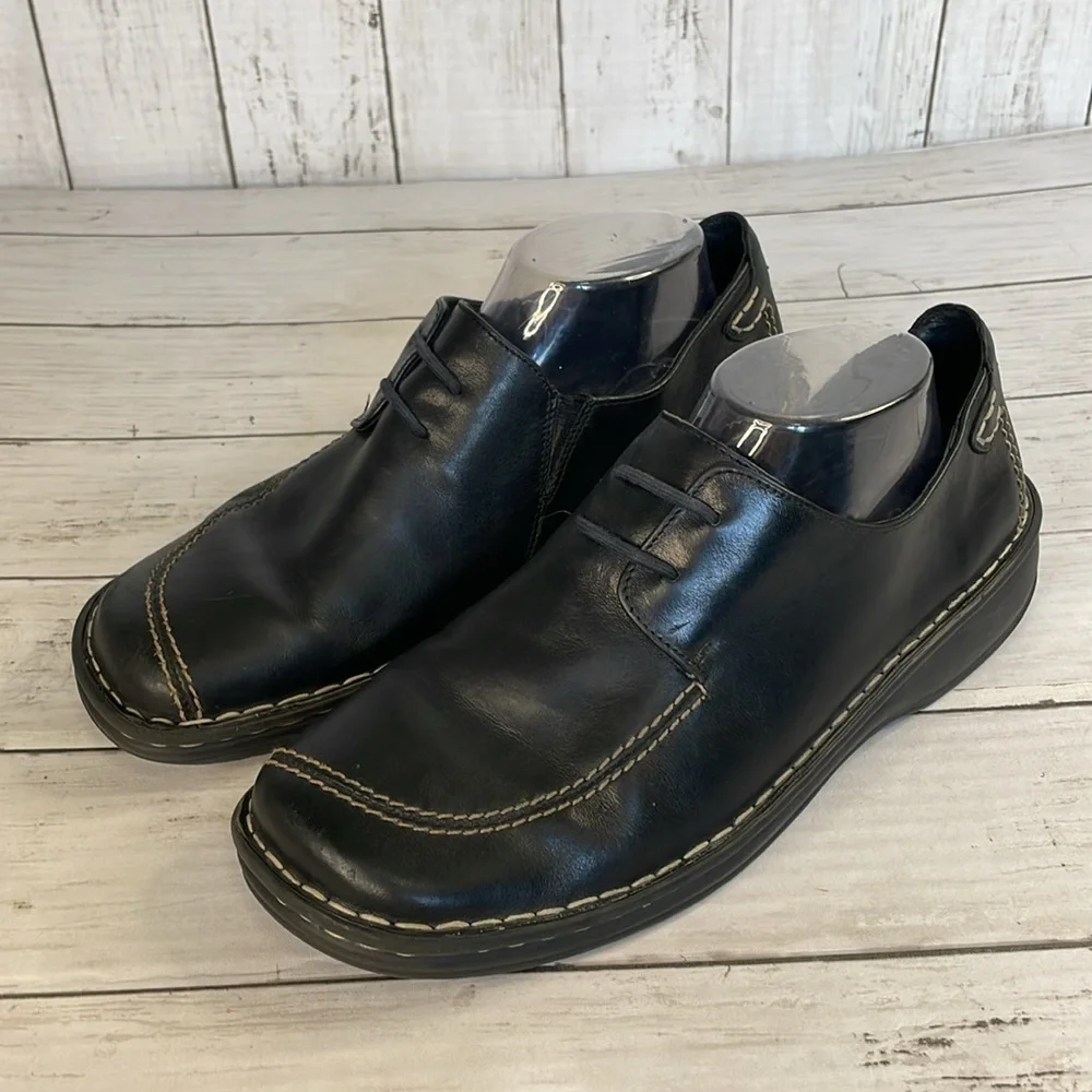 Josef Seibel Black Unisex Oxfords with Contrast Stitching